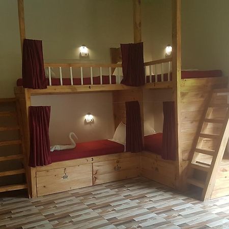 Curlies Zulu Land Hostel อันจูนา ภายนอก รูปภาพ