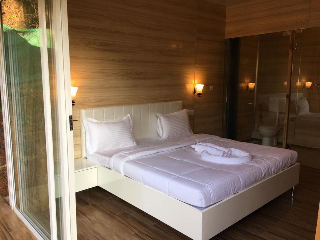 Curlies Zulu Land Hostel อันจูนา ภายนอก รูปภาพ